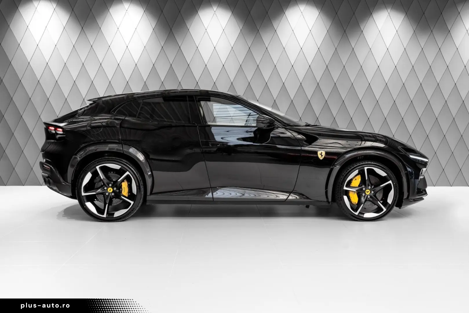 FERRARI Purosangue BLACK BEIGE FULL CARBON PANO