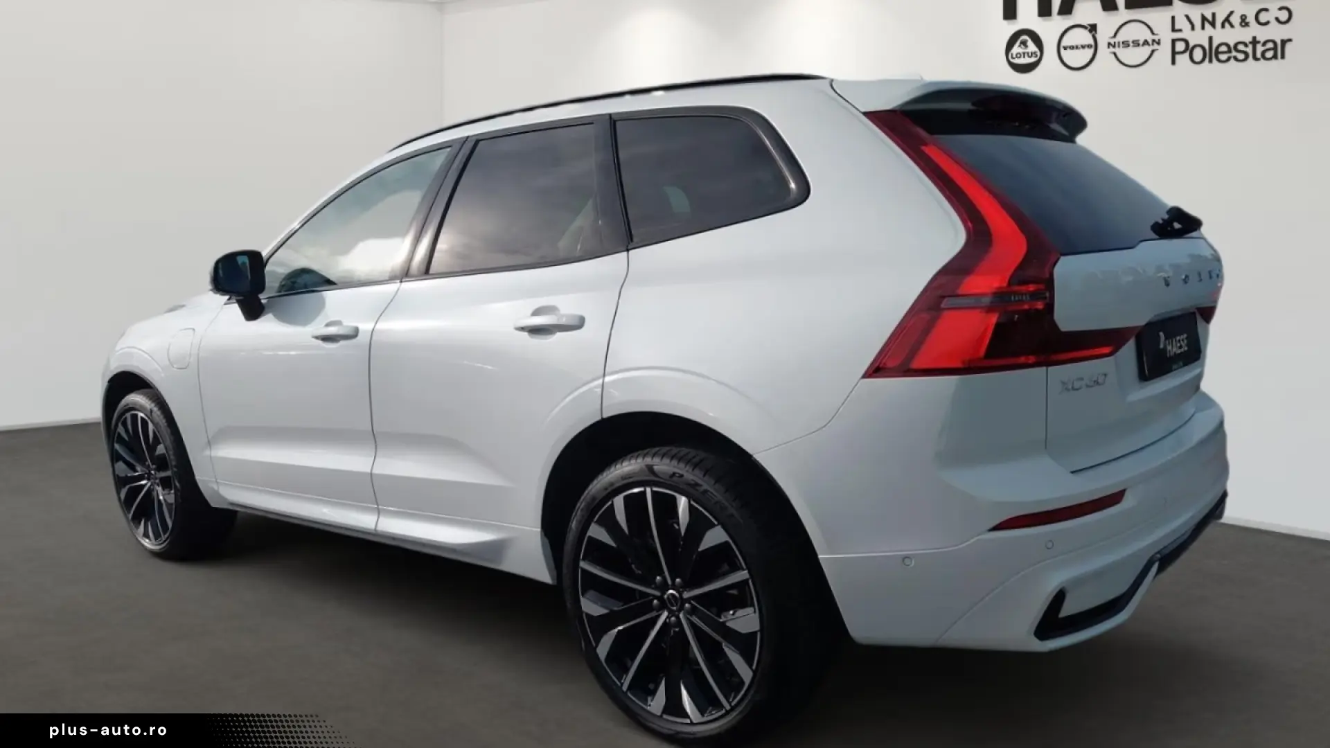 Volvo XC60 T6 Ultra Dark Plug-In Hybrid AWD