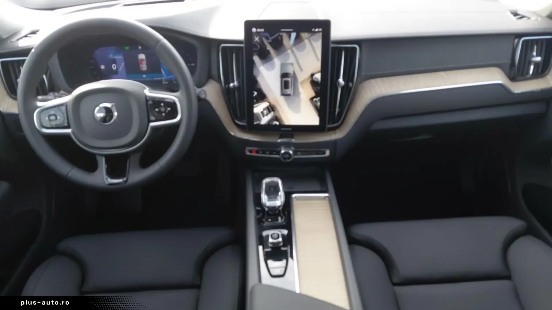 Volvo XC60 T6 Ultra Dark Plug-In Hybrid AWD
