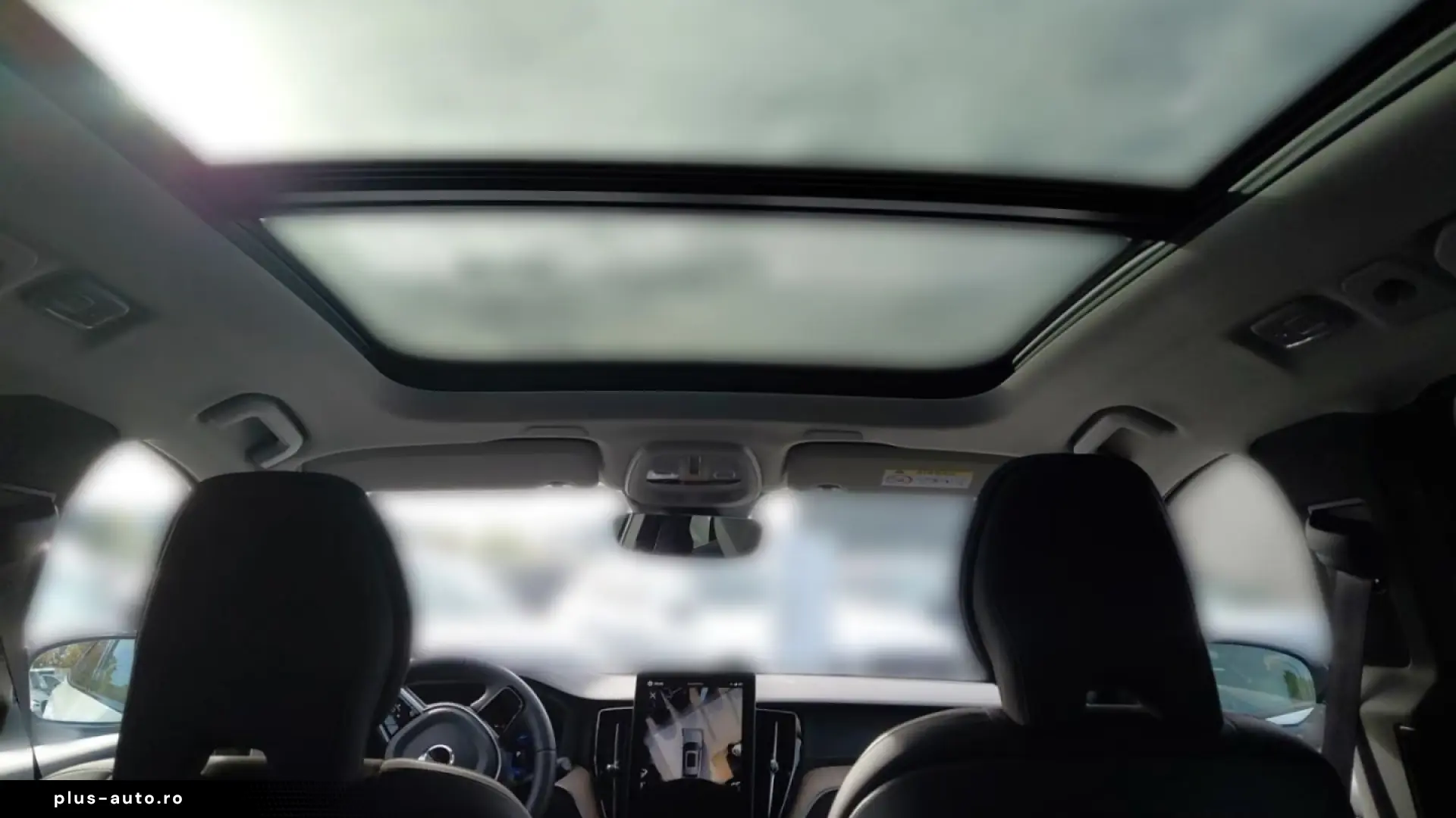 Volvo XC60 T6 Ultra Dark Plug-In Hybrid AWD