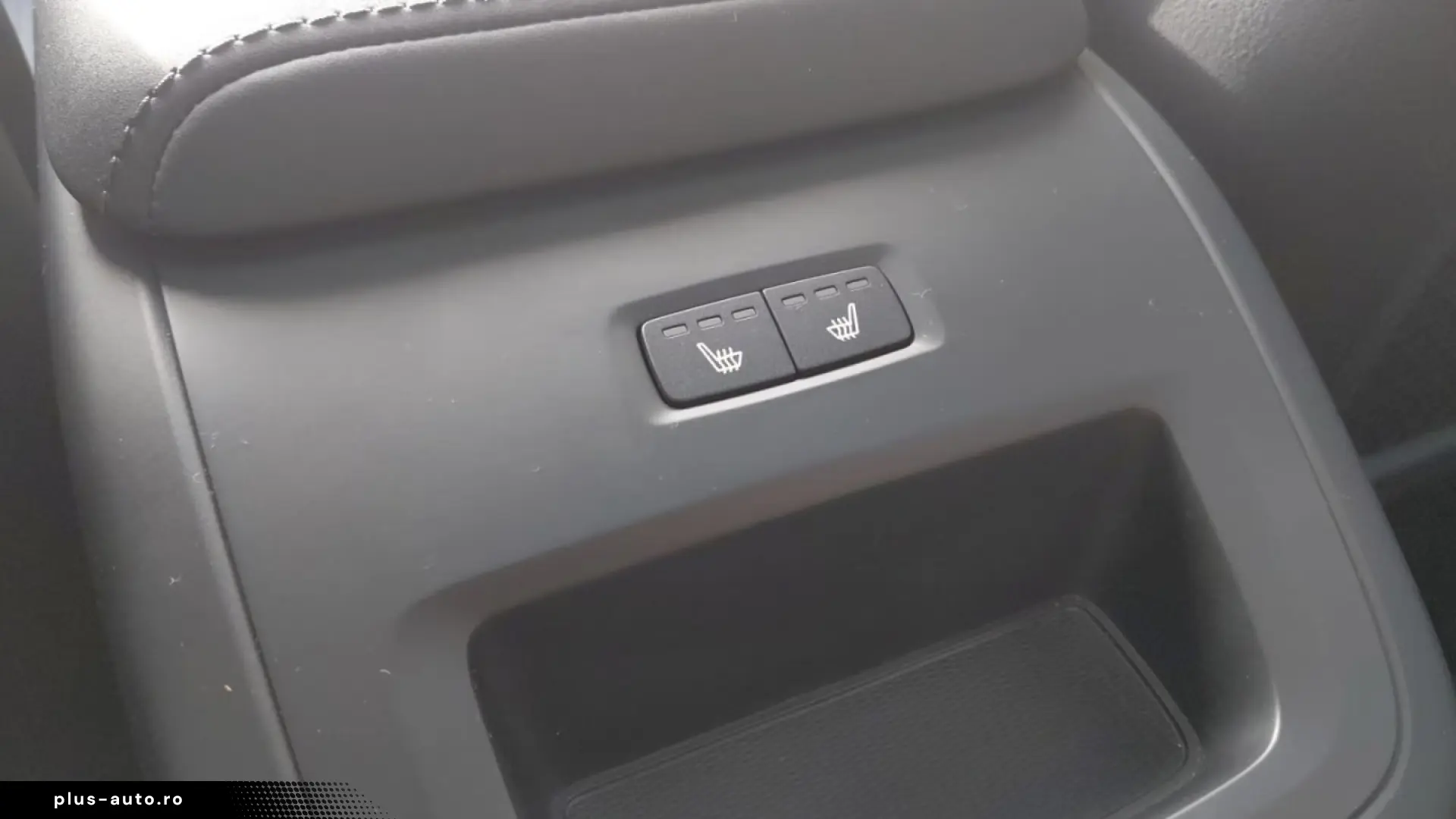 Volvo XC60 T6 Ultra Dark Plug-In Hybrid AWD