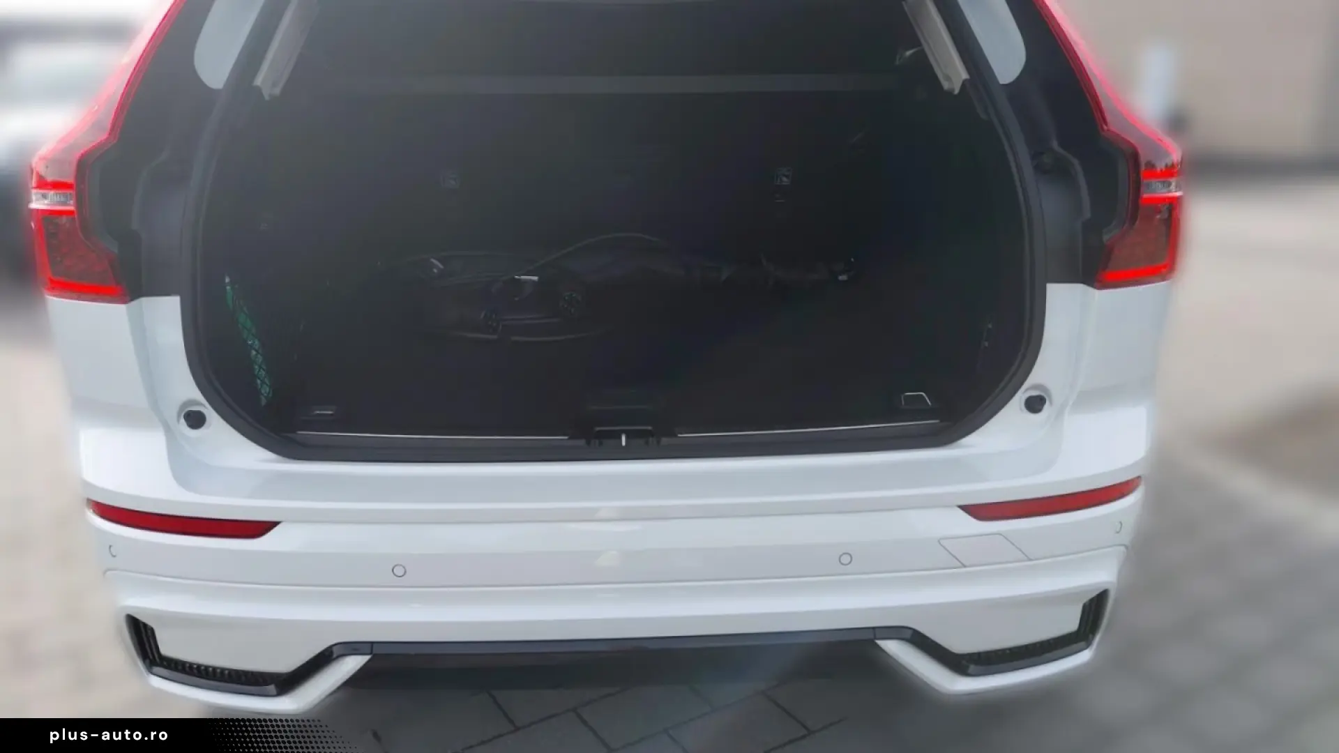 Volvo XC60 T6 Ultra Dark Plug-In Hybrid AWD