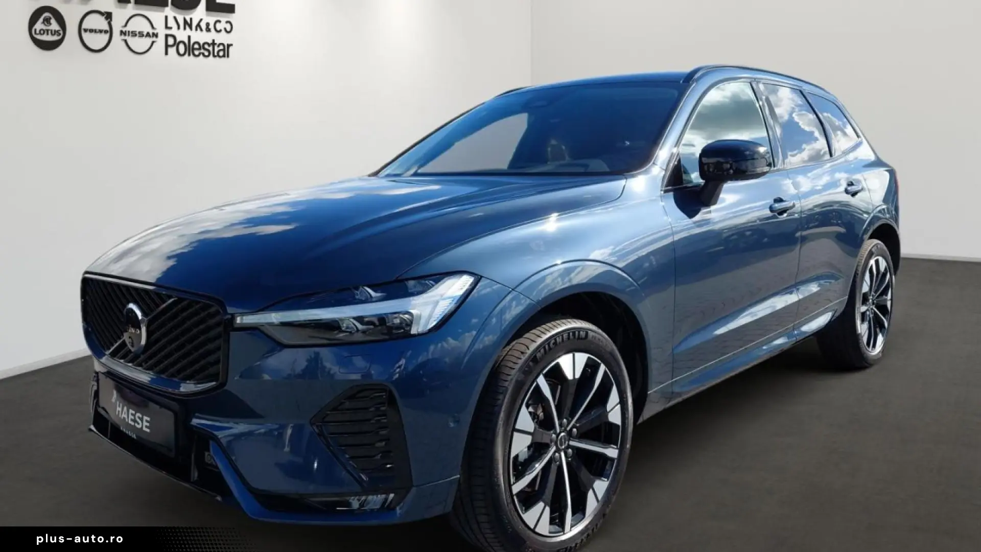 Volvo XC60 B5 Plus Dark AWD Memory Seats Sound System
