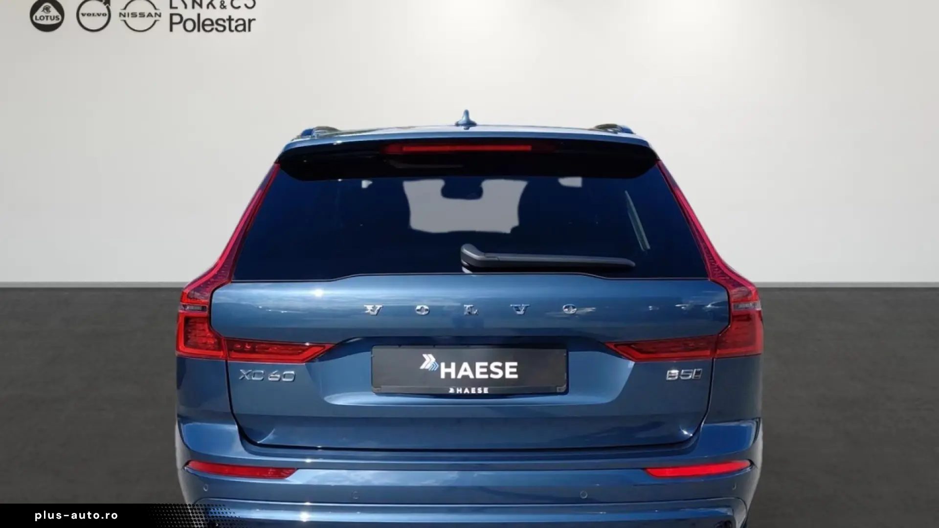 Volvo XC60 B5 Plus Dark AWD Memory Seats Sound System