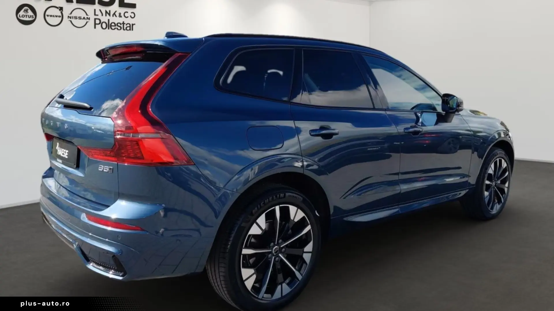 Volvo XC60 B5 Plus Dark AWD Memory Seats Sound System