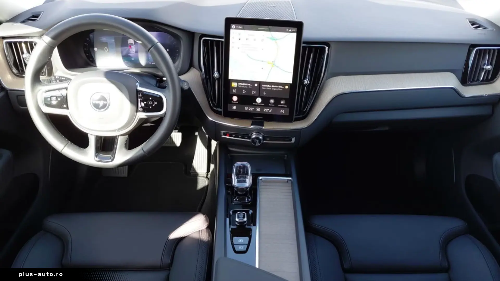 Volvo XC60 B5 Plus Dark AWD Memory Seats Sound System