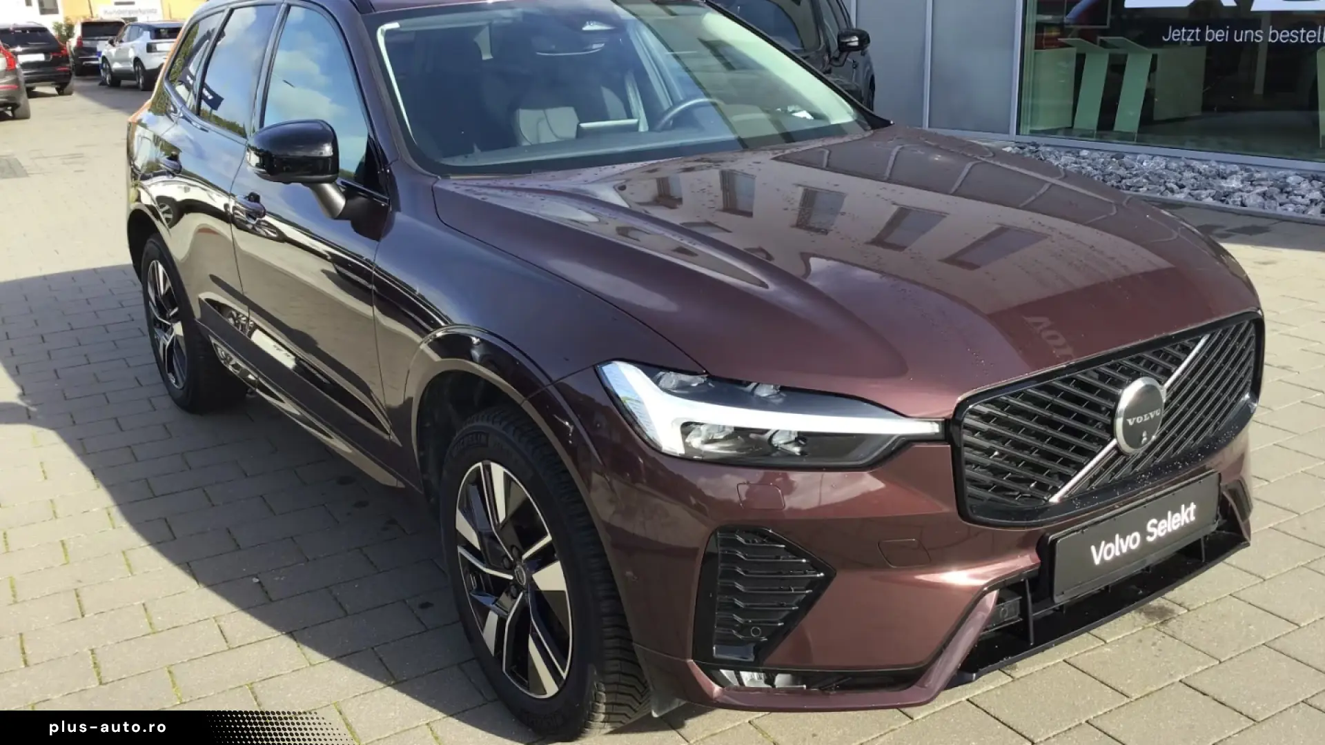 Volvo XC60 B5 (Petrol) Plus Dark AWD 360  Cam Towbar