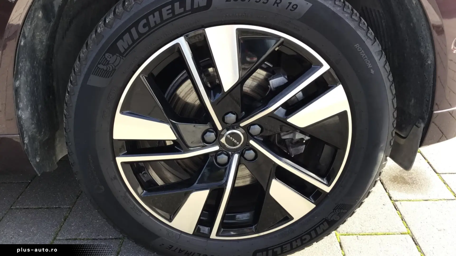 Volvo XC60 B5 (Petrol) Plus Dark AWD 360  Cam Towbar