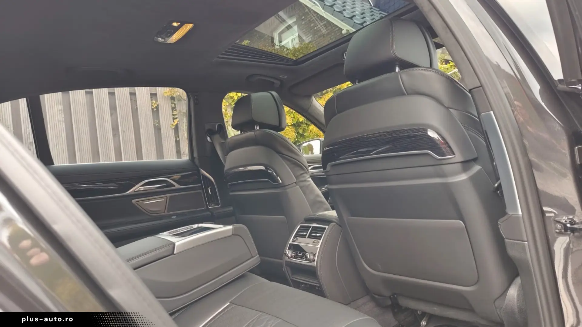 BMW 750i xDRIVE LASERLIGHT • MASSAGE • HUD • 360