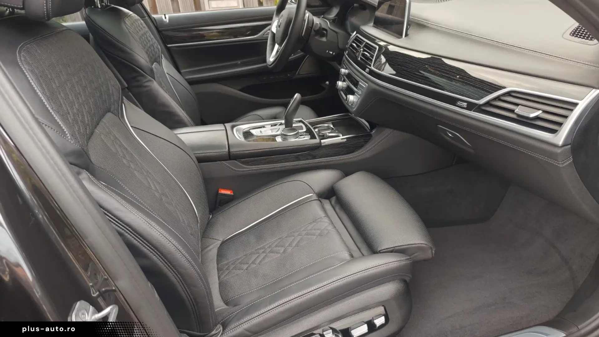 BMW 750i xDRIVE LASERLIGHT • MASSAGE • HUD • 360