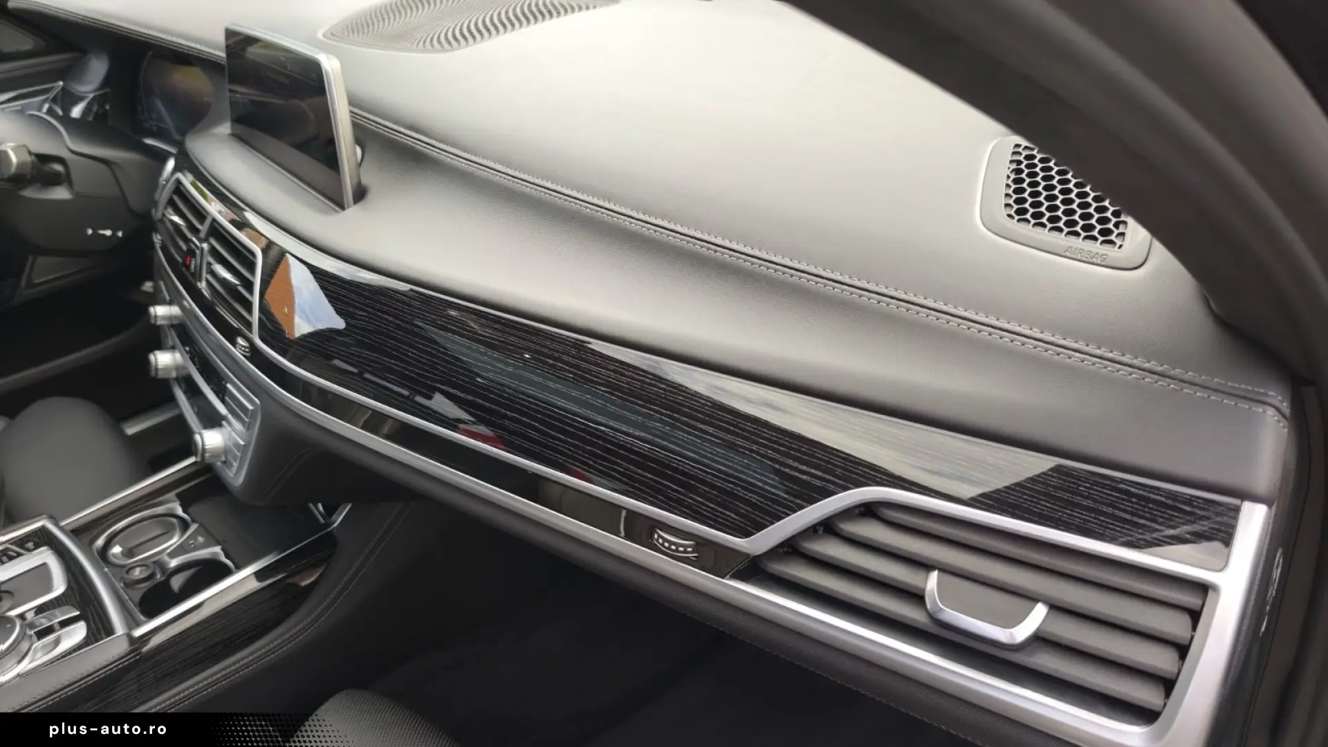 BMW 750i xDRIVE LASERLIGHT • MASSAGE • HUD • 360