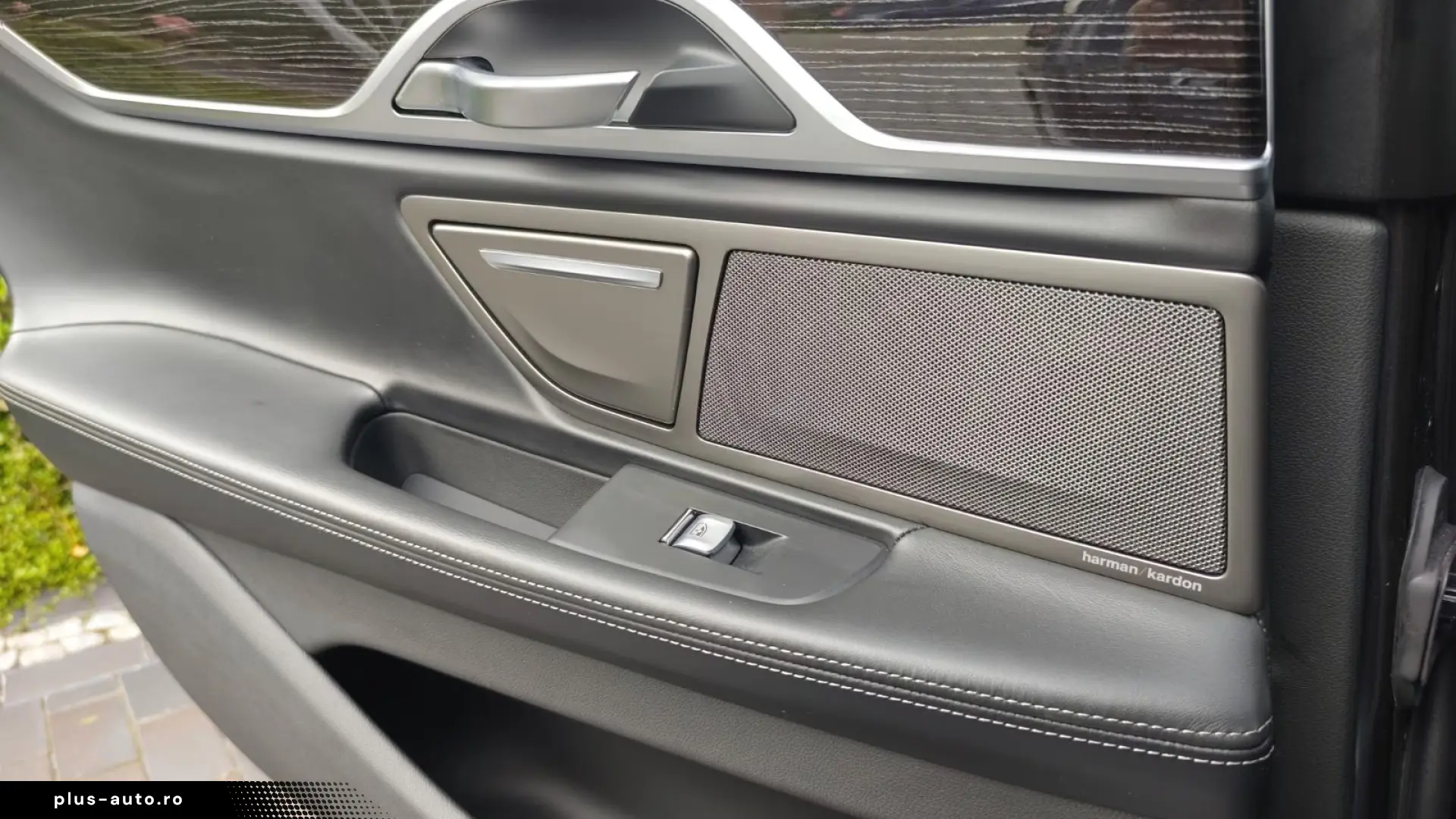 BMW 750i xDRIVE LASERLIGHT • MASSAGE • HUD • 360