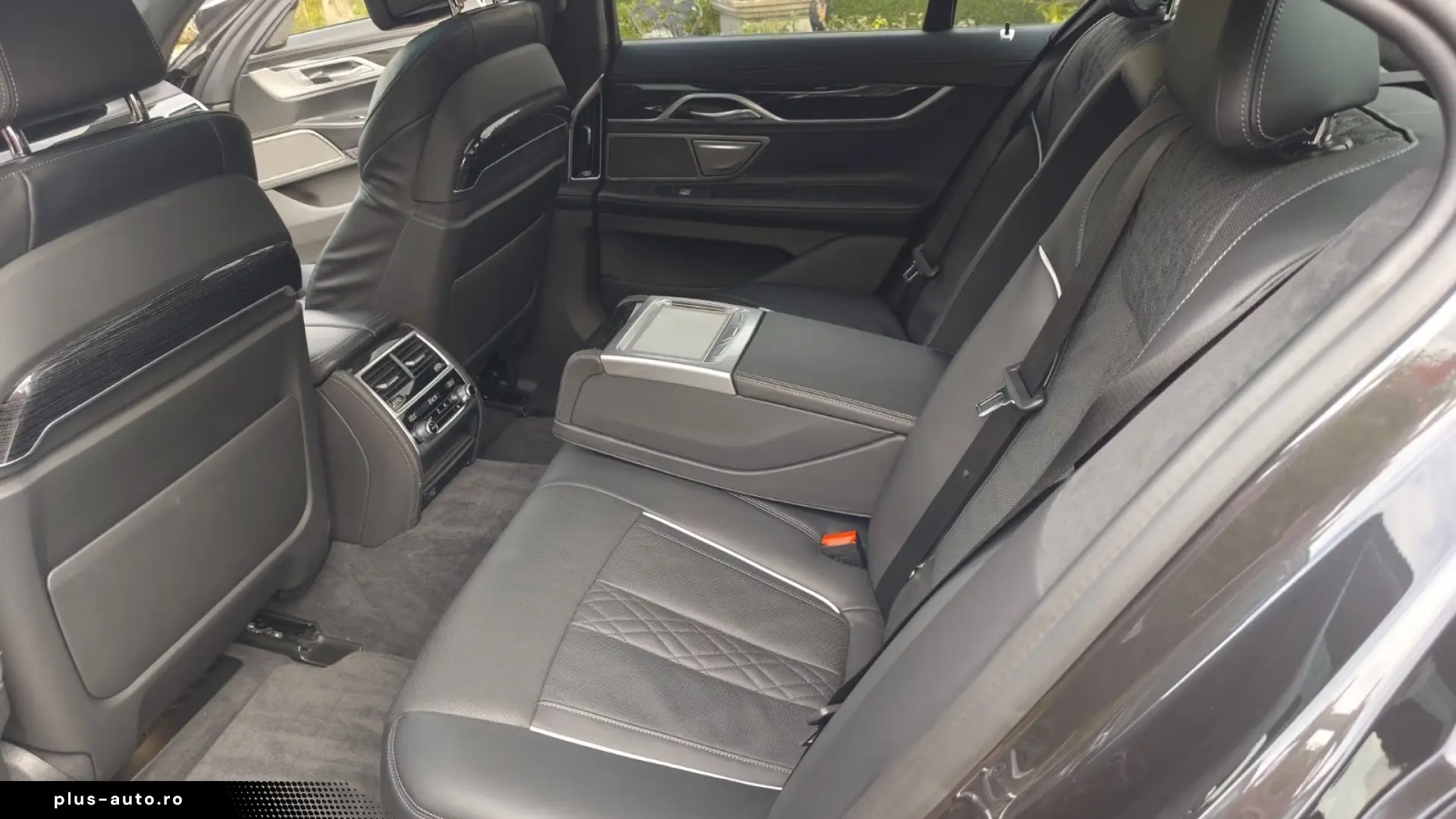 BMW 750i xDRIVE LASERLIGHT • MASSAGE • HUD • 360