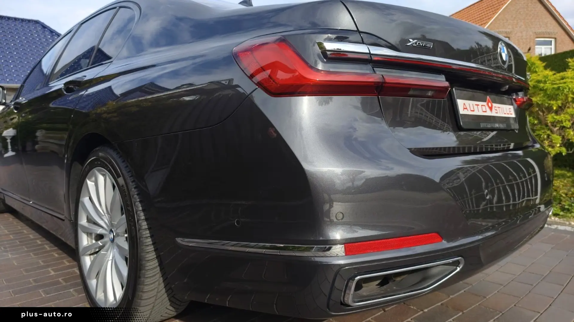 BMW 750i xDRIVE LASERLIGHT • MASSAGE • HUD • 360
