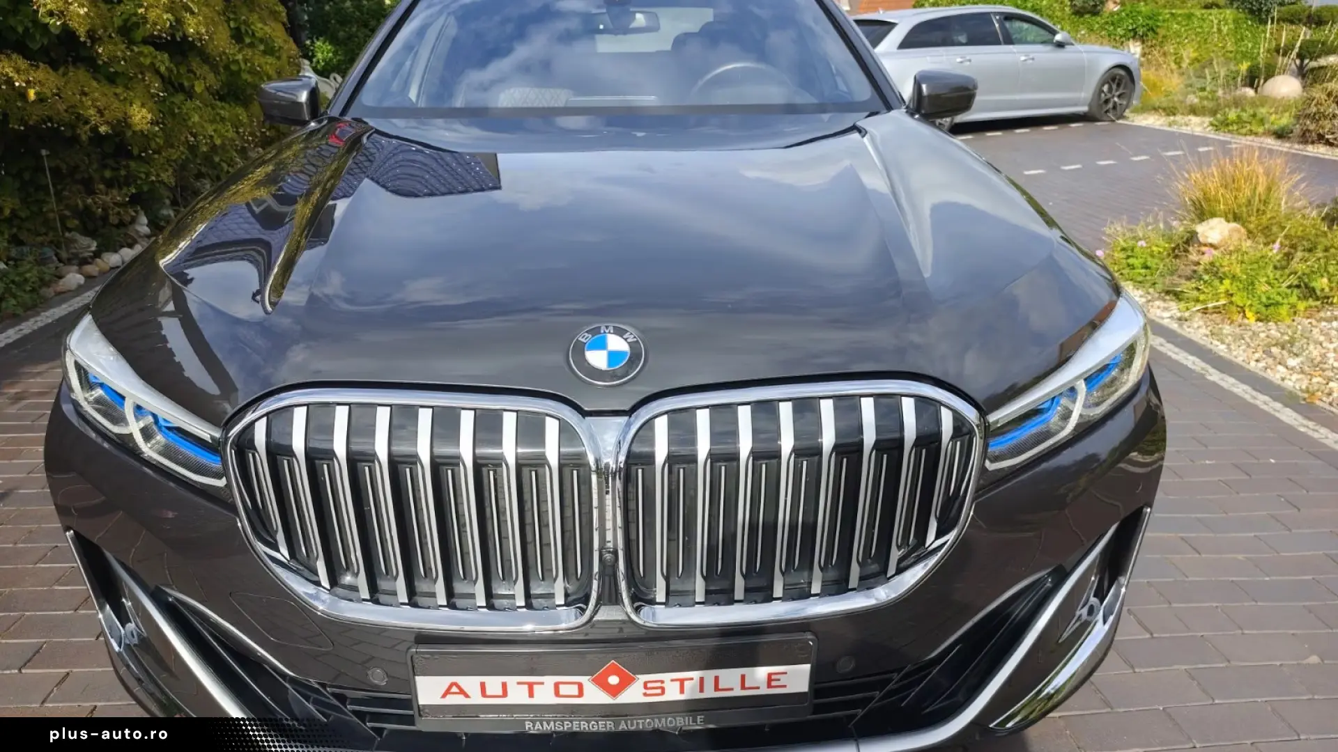 BMW 750i xDRIVE LASERLIGHT • MASSAGE • HUD • 360