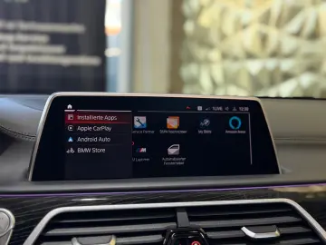 BMW 750i xDRIVE M SPORT HUD • 360  • SOFT CLOSE