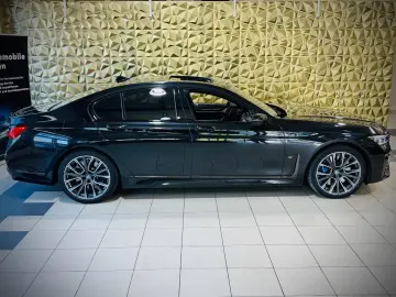 BMW 750i xDRIVE M SPORT HUD • 360  • SOFT CLOSE