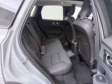 Volvo XC60 T8 AWD PLUS DARK  PANO HEAD-UP 360