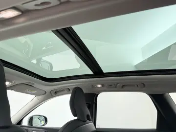 Volvo XC60 T8 AWD PLUS DARK  PANO HEAD-UP 360
