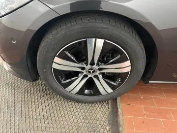 MERCEDES-BENZ C 200 d T Avantgarde Navi LED MBUX  RFK Dist