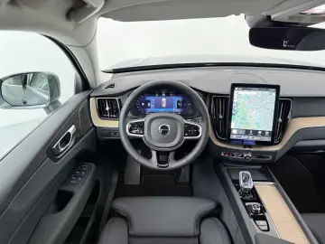 Volvo XC60 T6 AWD PLUS BRIGHT  FACELIFT 360 LED