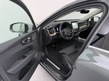 Volvo XC60 T6 AWD PLUS BRIGHT  FACELIFT 360 LED