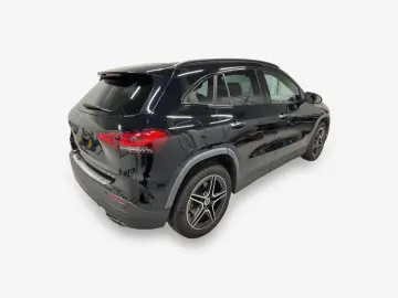 MERCEDES-BENZ GLA 250 e AMG Line NAVI