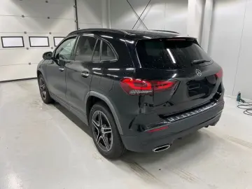 MERCEDES-BENZ GLA 250 e AMG Line NAVI