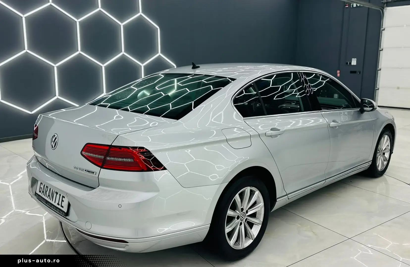 VOLKSWAGEN PASSAT 2016 2.0D E6 Garantie 12 Luni Rate Avans 0