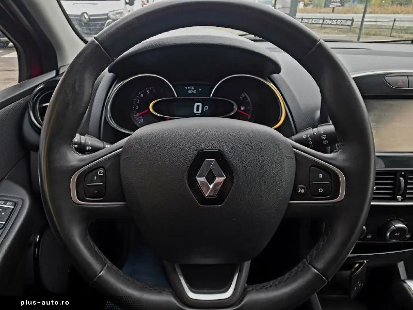 RENAULT CLIO 1.2 TCe 120CP Zen EDC