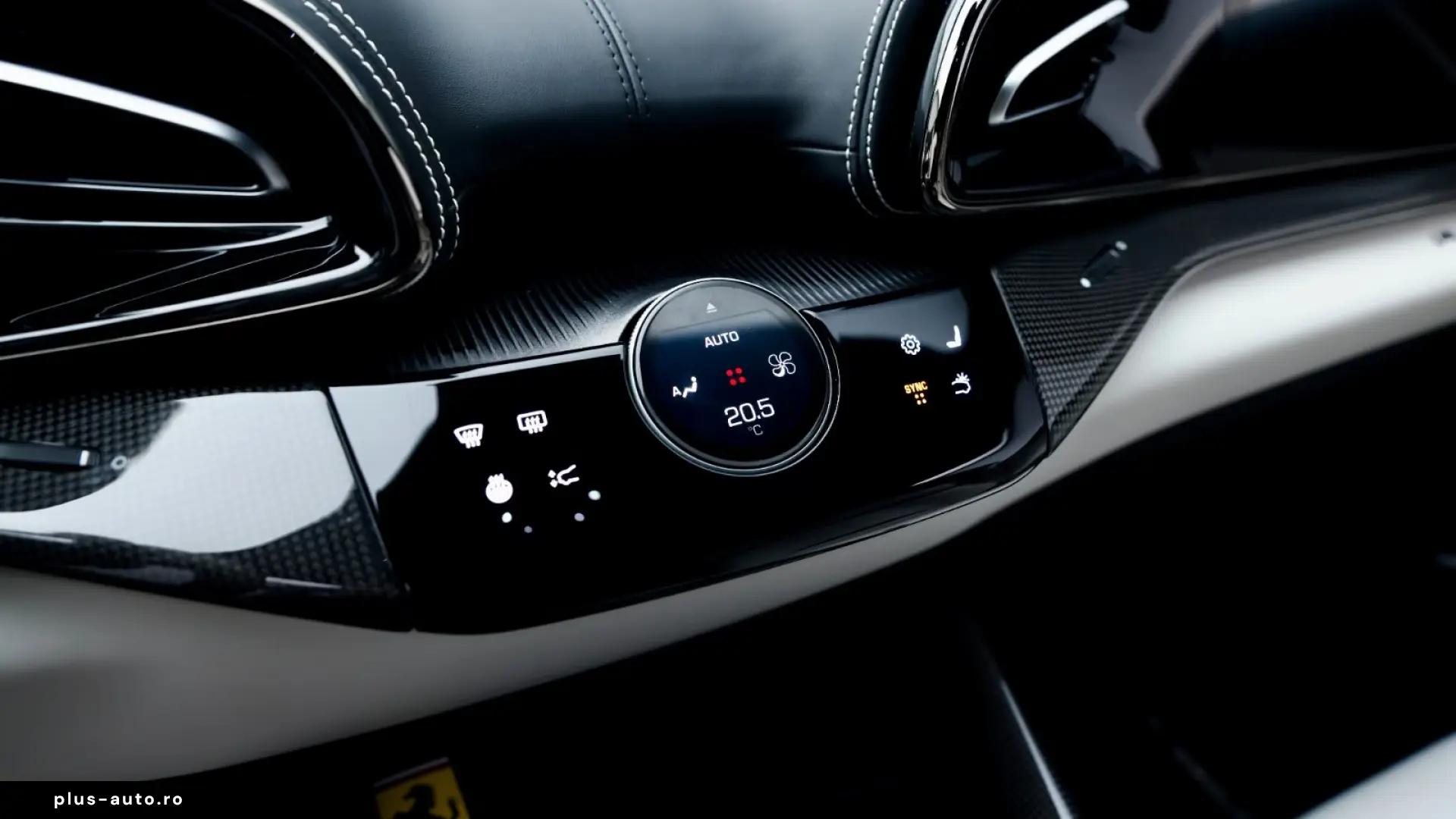 Ferrari Purosangue Lift Pano Massage Vent