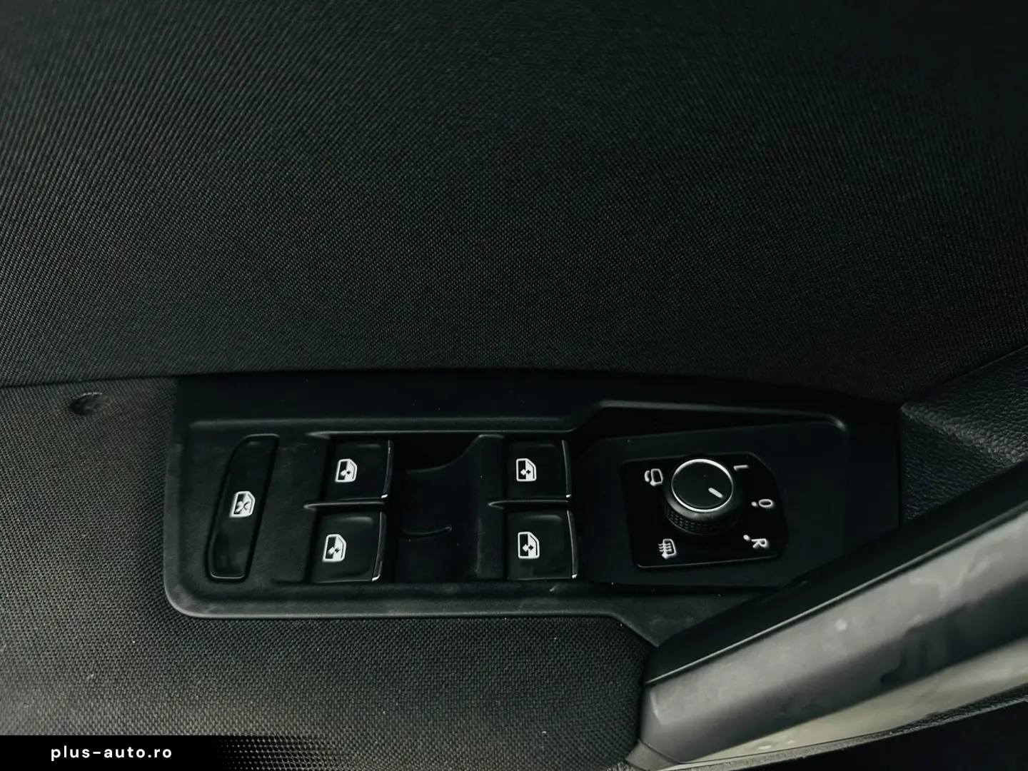 VOLKSWAGEN TIGUAN 2020 2.0D E6 Garantie 12 Luni Rate Avans 0