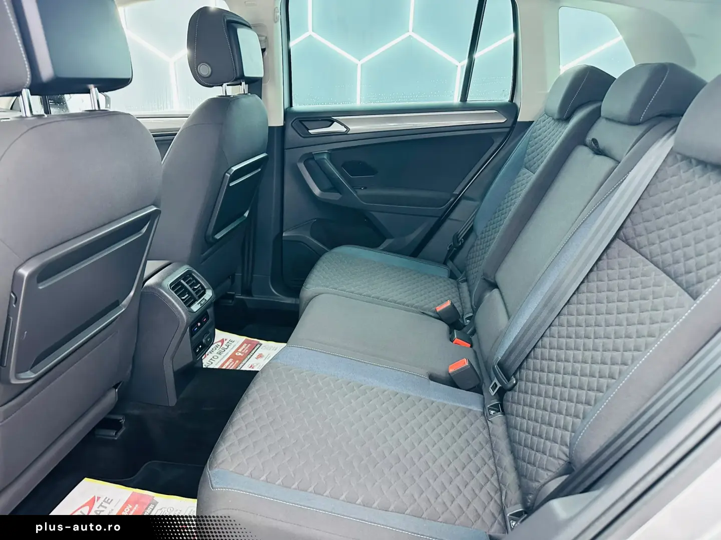 VOLKSWAGEN TIGUAN 2020 2.0D E6 Garantie 12 Luni Rate Avans 0