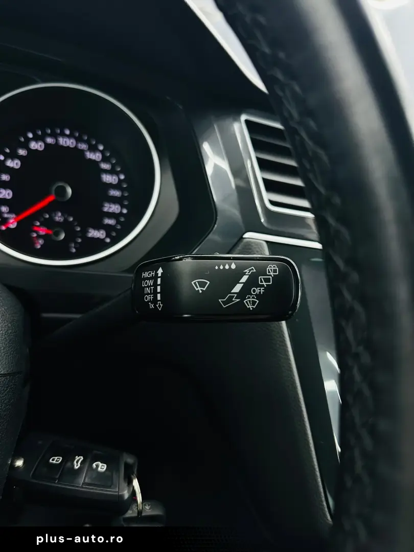 VOLKSWAGEN TIGUAN 2020 2.0D E6 Garantie 12 Luni Rate Avans 0