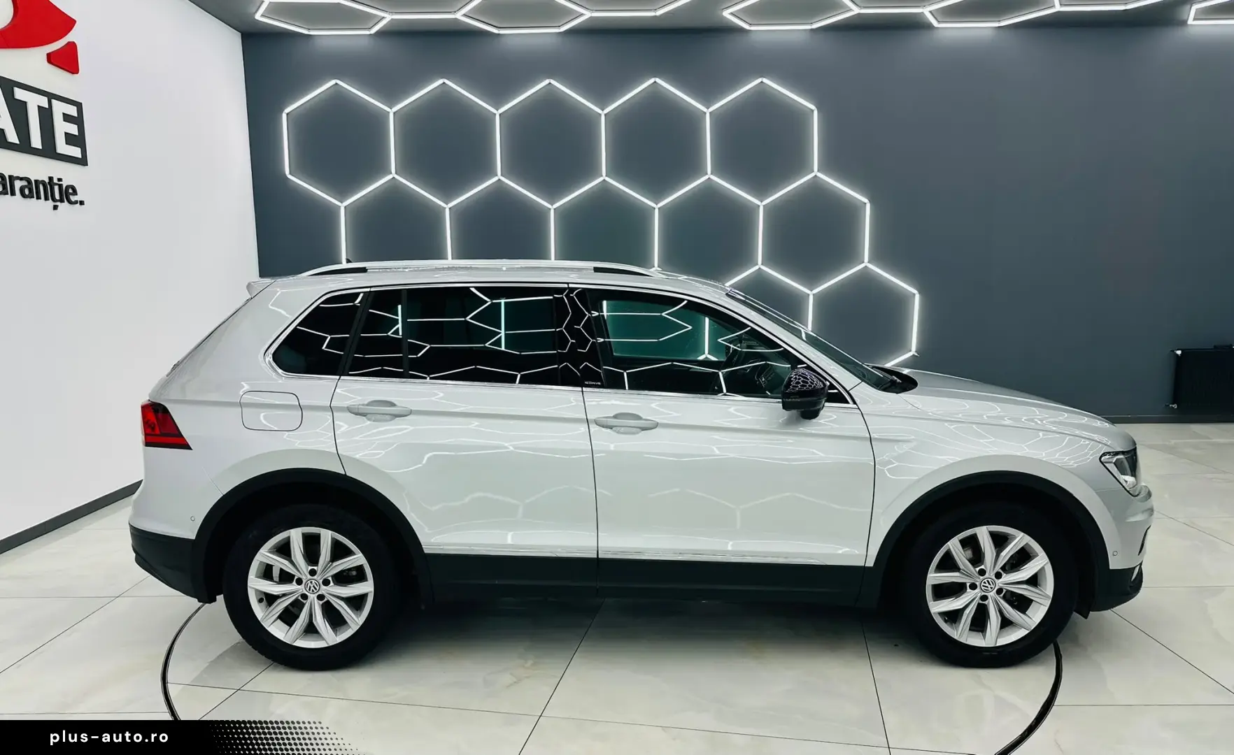 VOLKSWAGEN TIGUAN 2020 2.0D E6 Garantie 12 Luni Rate Avans 0