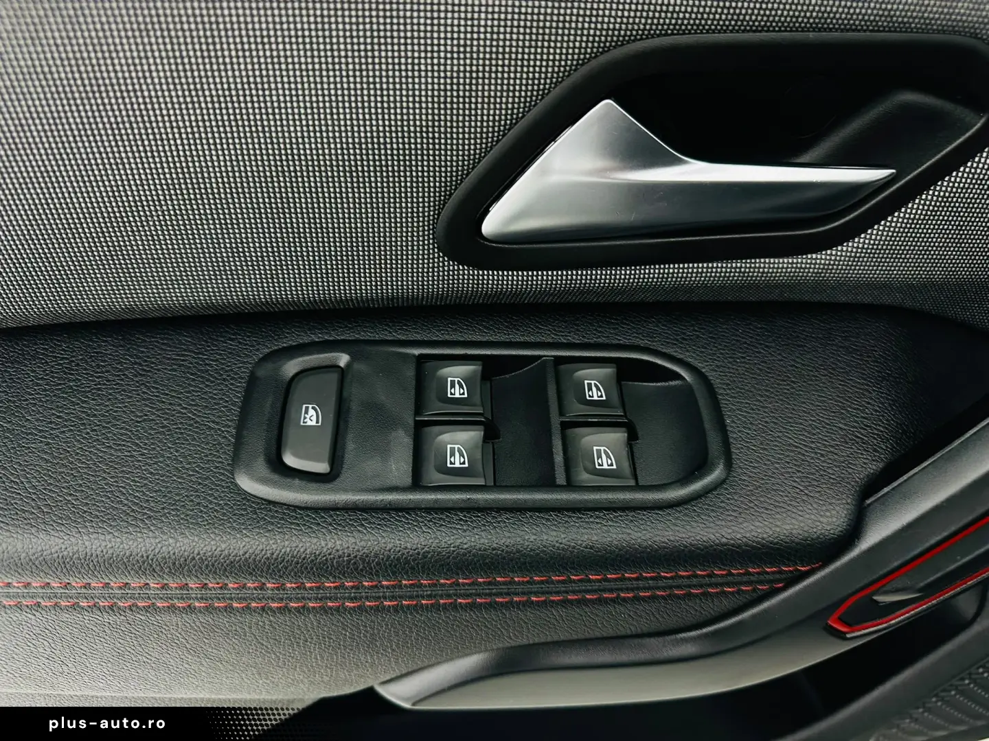 DACIA DUSTER 2020 1.3i E6 Garantie 12 Luni Rate Avans 0 Doar
