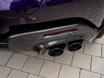 Ferrari Purosangue   Viola Hongkong   Full Carbon MY2026