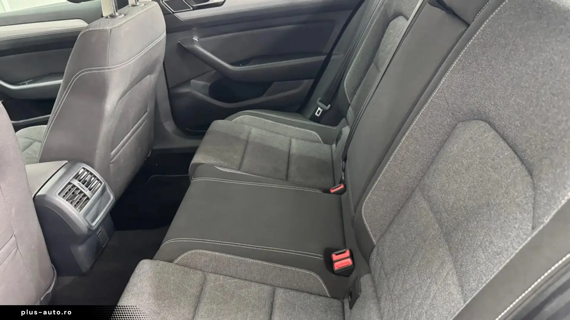 Volkswagen Passat 1.5 TSI ACT DSG Comfortline