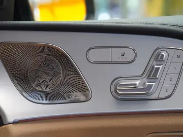 MERCEDES-BENZ GLE 450 d 4MATIC   AIRMATIC • DISTRONIC