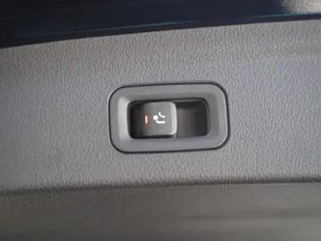 MERCEDES-BENZ GLE 450 d 4MATIC   AIRMATIC • DISTRONIC