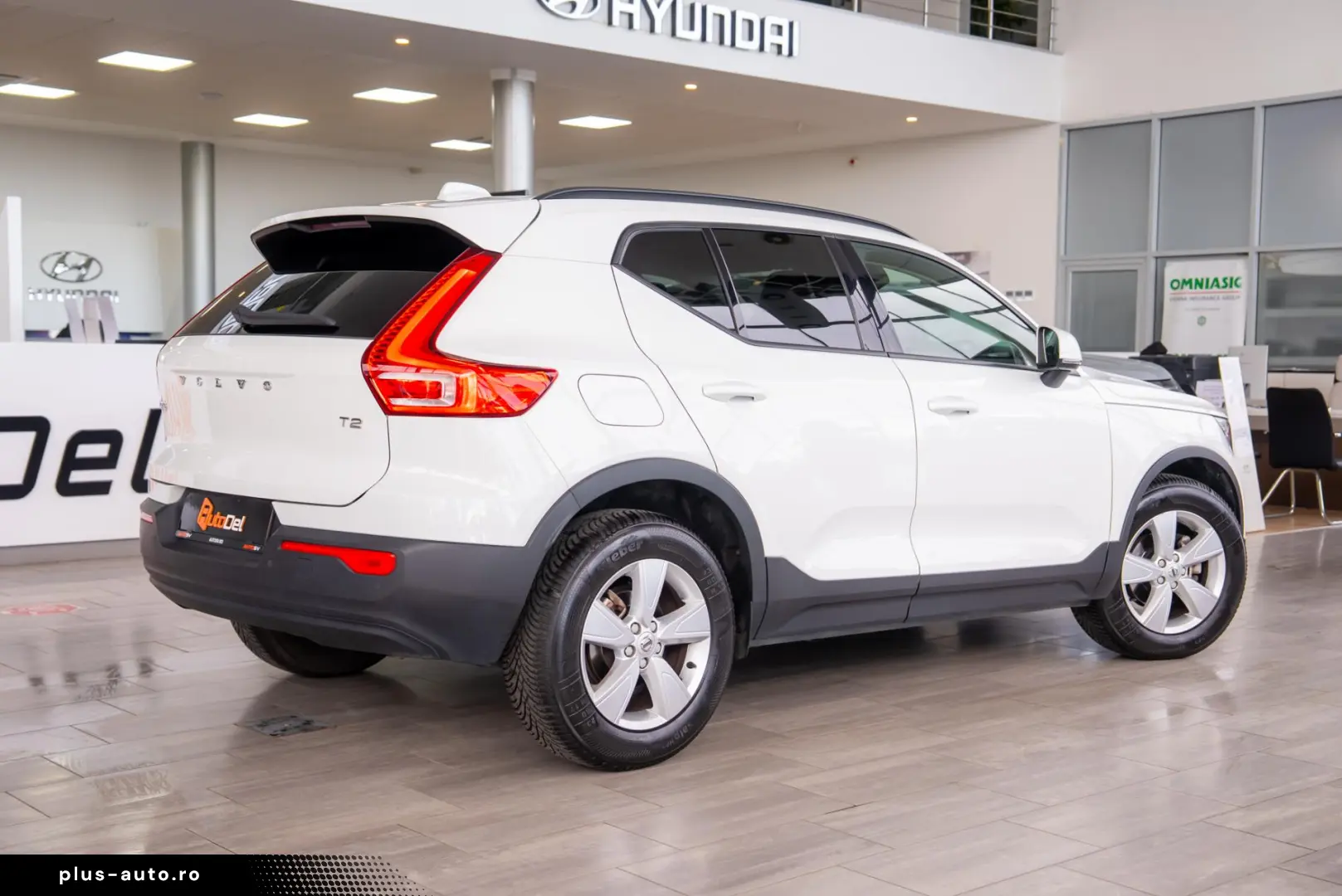 Volvo XC 40 1.5 T2  Momentum Pro