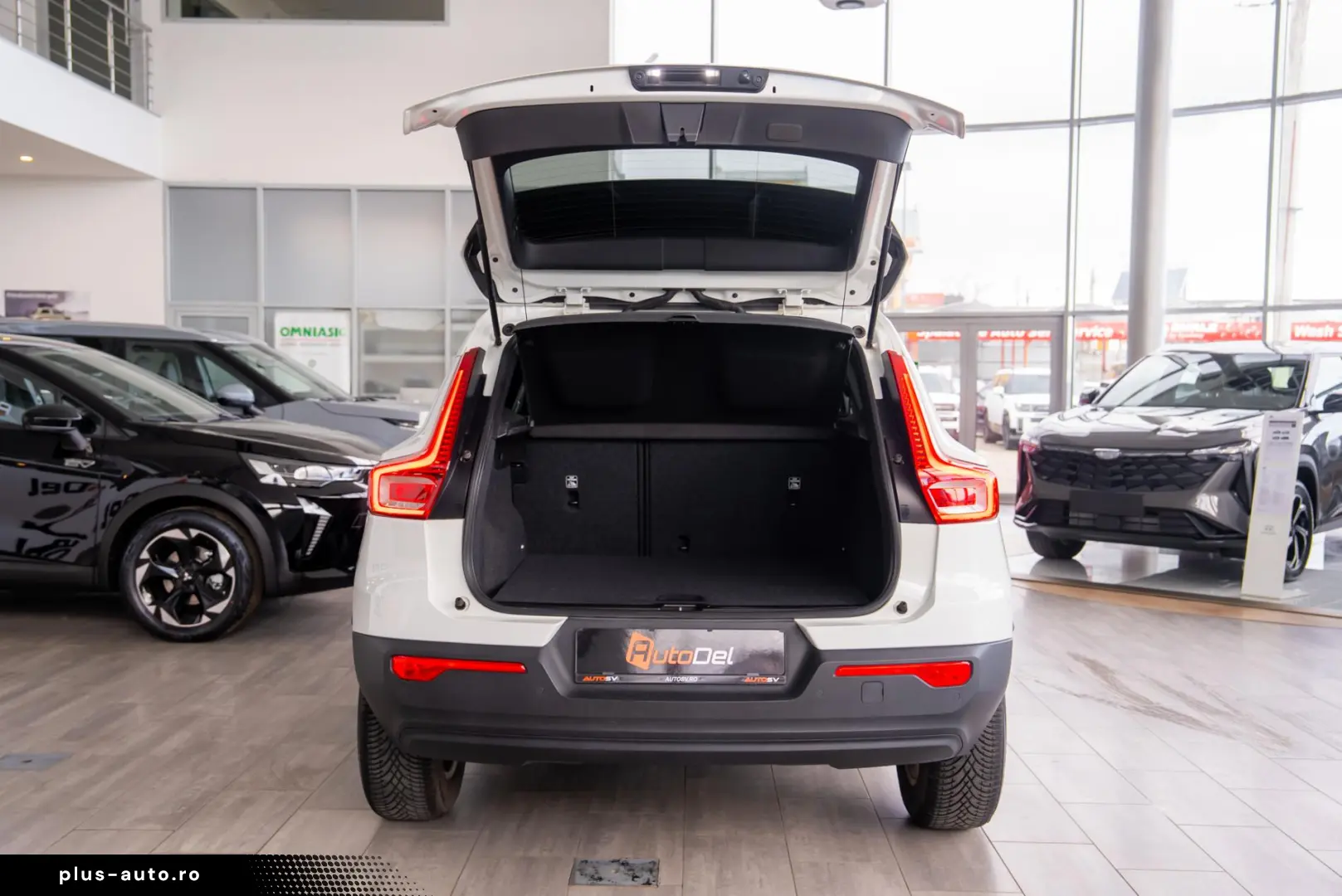 Volvo XC 40 1.5 T2  Momentum Pro