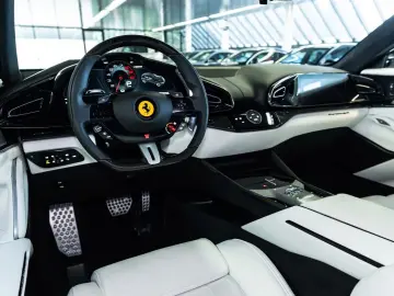 Ferrari Purosangue NOVITEC CARBON 360  LIFT 23