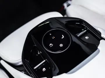 Ferrari Purosangue NOVITEC CARBON 360  LIFT 23
