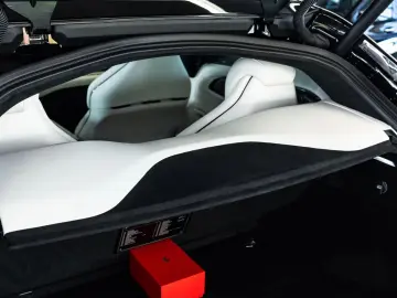 Ferrari Purosangue NOVITEC CARBON 360  LIFT 23