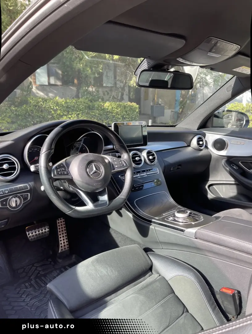 Mercedes-Benz C200 Coupe 4MATIC