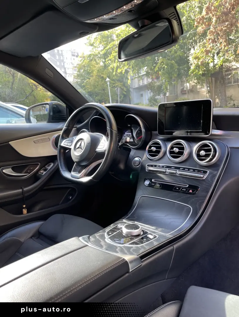 Mercedes-Benz C200 Coupe 4MATIC