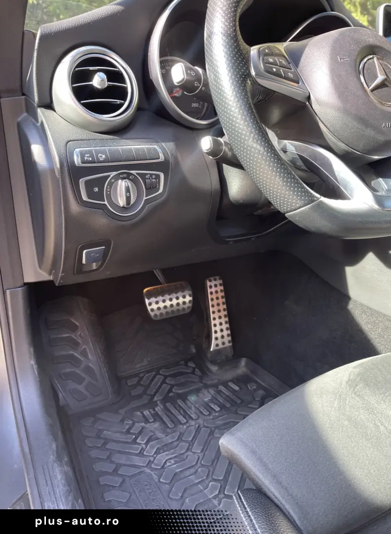 Mercedes-Benz C200 Coupe 4MATIC
