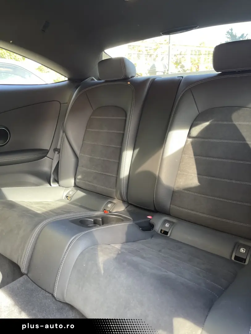 Mercedes-Benz C200 Coupe 4MATIC