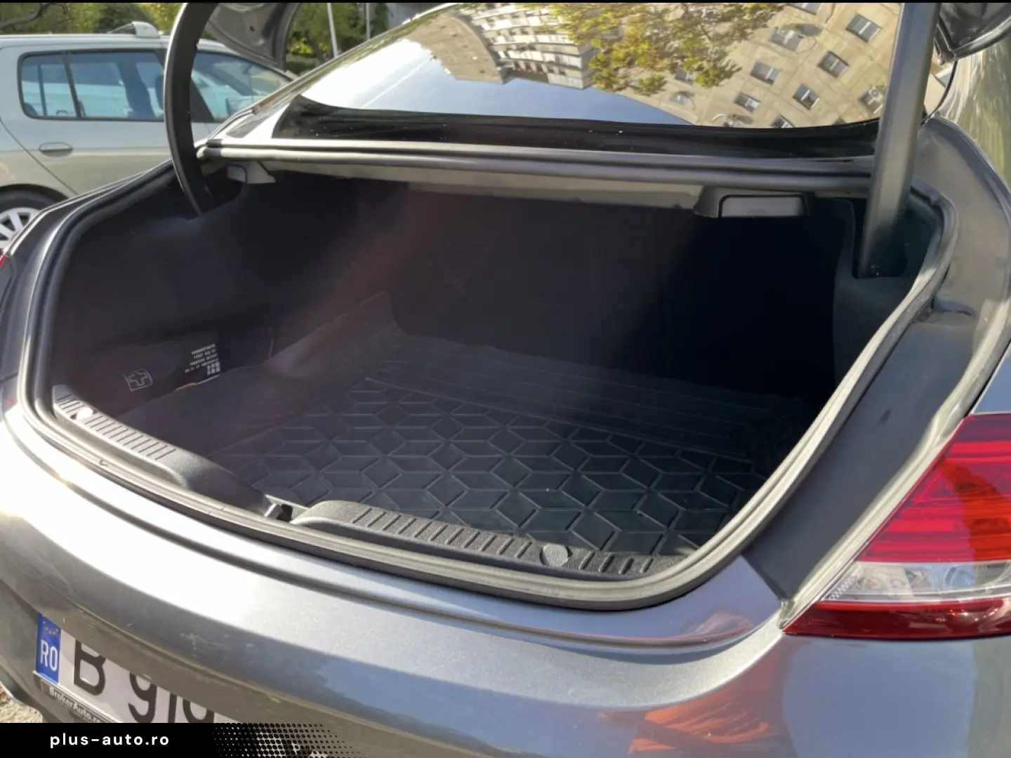 Mercedes-Benz C200 Coupe 4MATIC